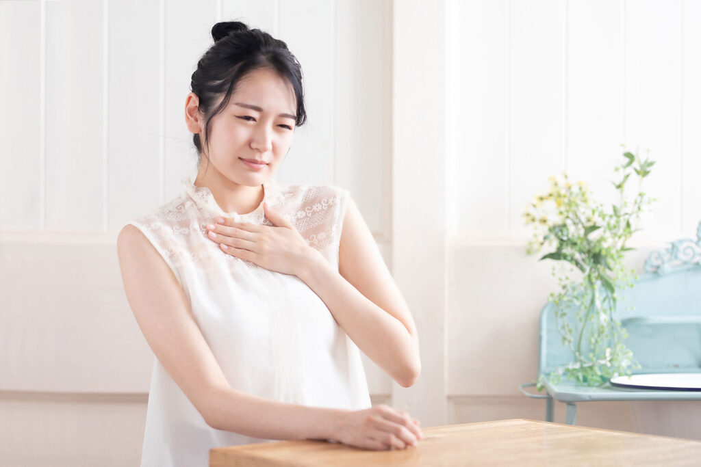 胸のしこり・痛み・違和感。早期受診が大切な3つの理由